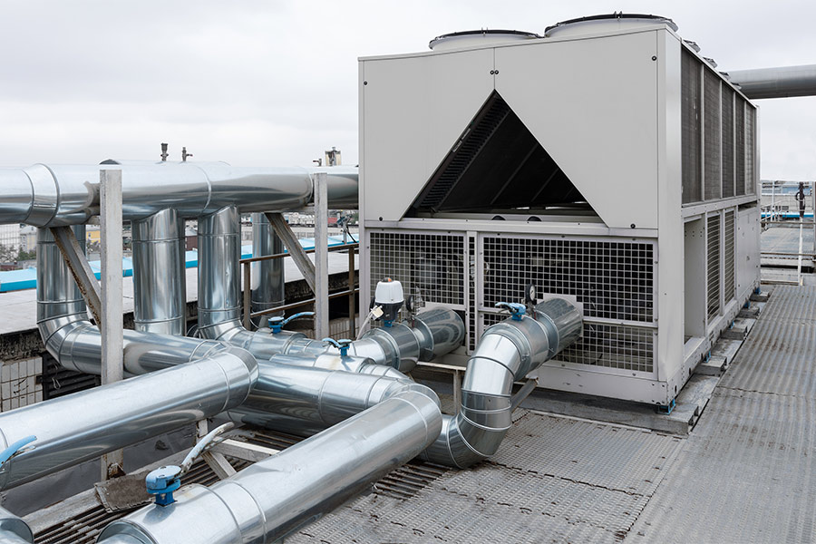 hvac-commercial-unit-on-rooftop-montgomery-al